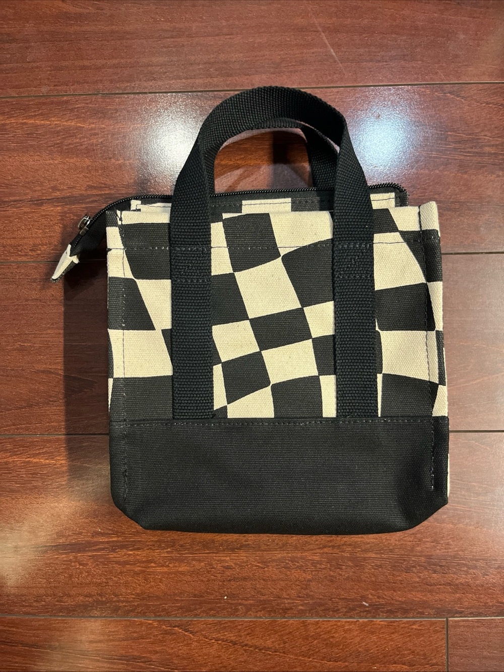 Vans Lil Pergs Tote Bag Small Crossbody Marshmallow White Checkerboard 8x7x3 New - Picture 10 of 15